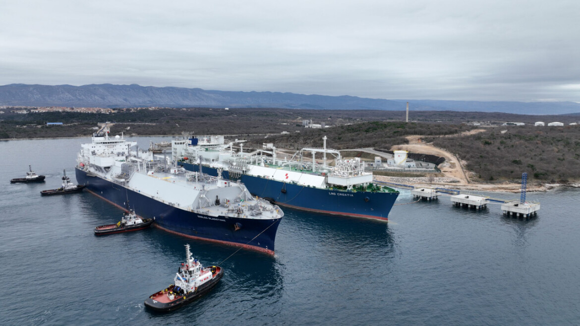 LNG carrier Gaslog Gladstone