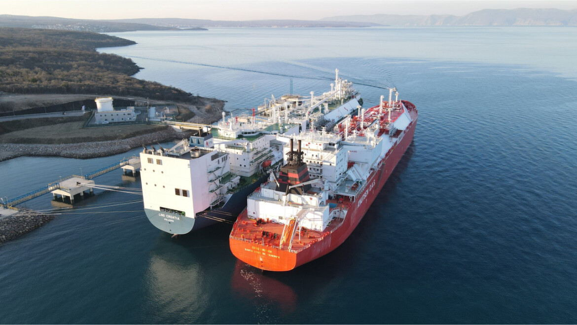 LNG carrier Cadiz Knutsen